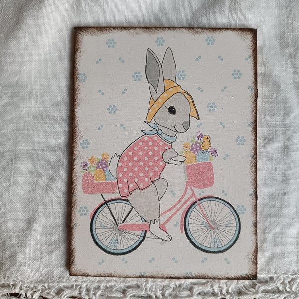 Holzpostkarte weißer Hase auf Fahrrad m. Blumen Shabby Style